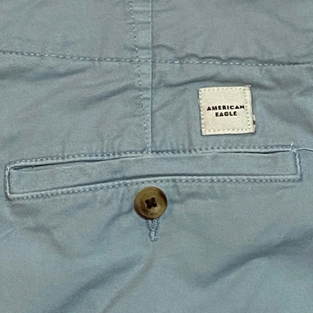 American Eagle Men's Flex Chino Shorts Light Blue Size 31 Stretch Flat Front